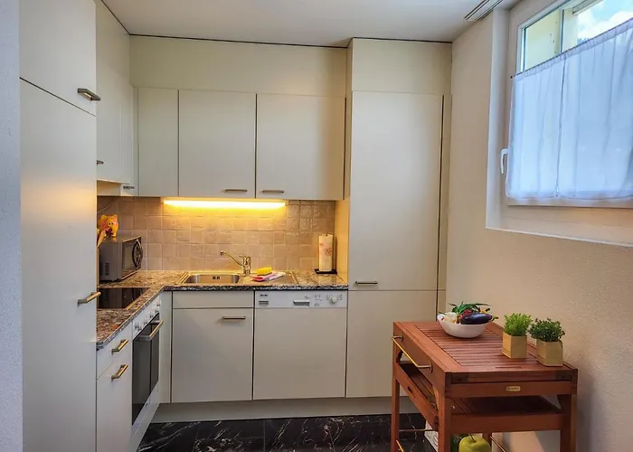 Torre Tessuti Apt-leonardo By Interhome * Λοκάρνο