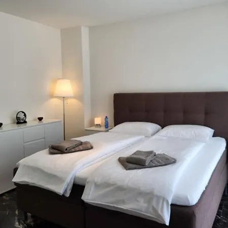 아파트 Torre Tessuti Apt-leonardo By Interhome *